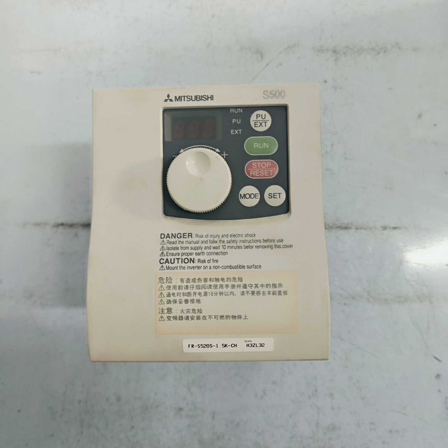 变频器FR-S520S-1.5K-CH1.5KW220V询价