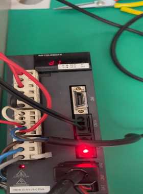 三菱伺服电机HF105S和刀库驱动器MDS-D-SVJ--议价商品