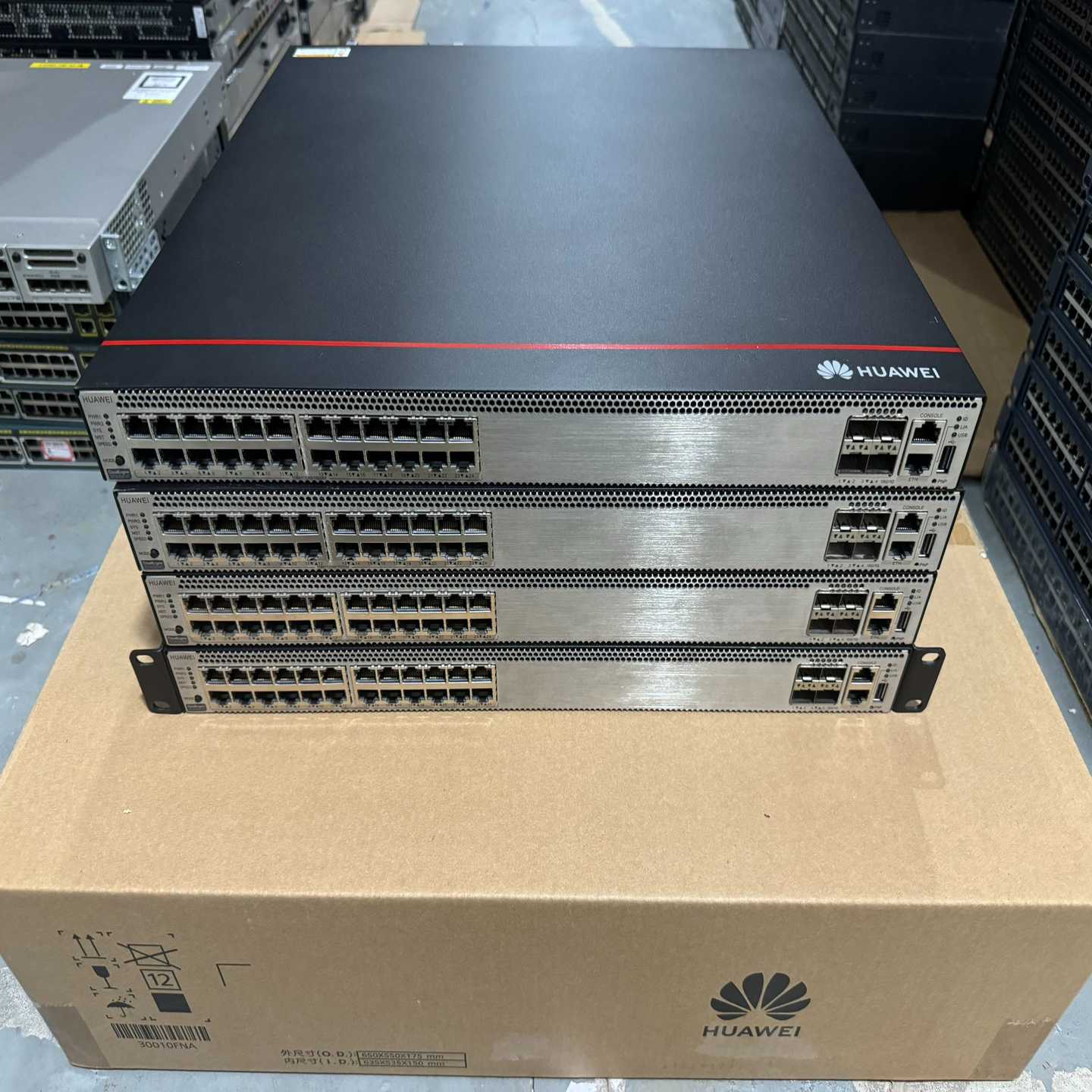 询价华为S5736-S24T4XC交换机三层管理交换机