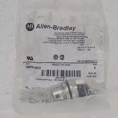 Allen Bradley 800FMSM22 A Maintained Selector Switch Black