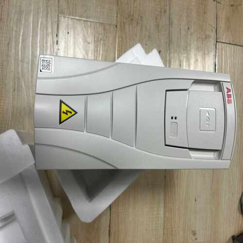 咨询-ABB变频器2.2/3KW，ACS550-01-06