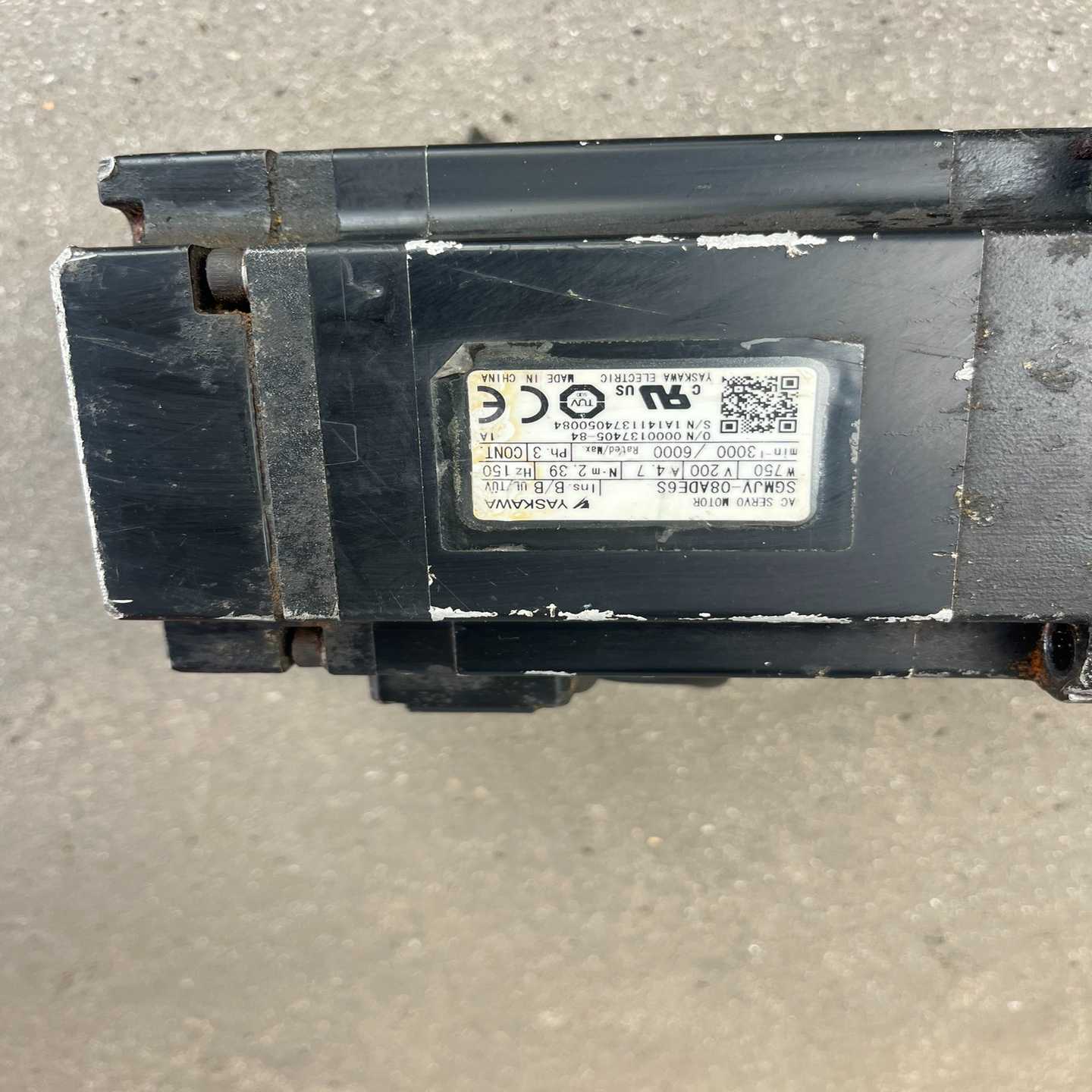 安川伺服电机，SGMJV-08ADE6S，成色如图，功能询价