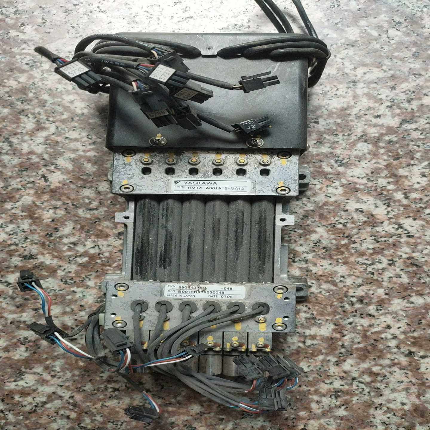 咨询-安川整组12头RMTA-A001A12-MA12