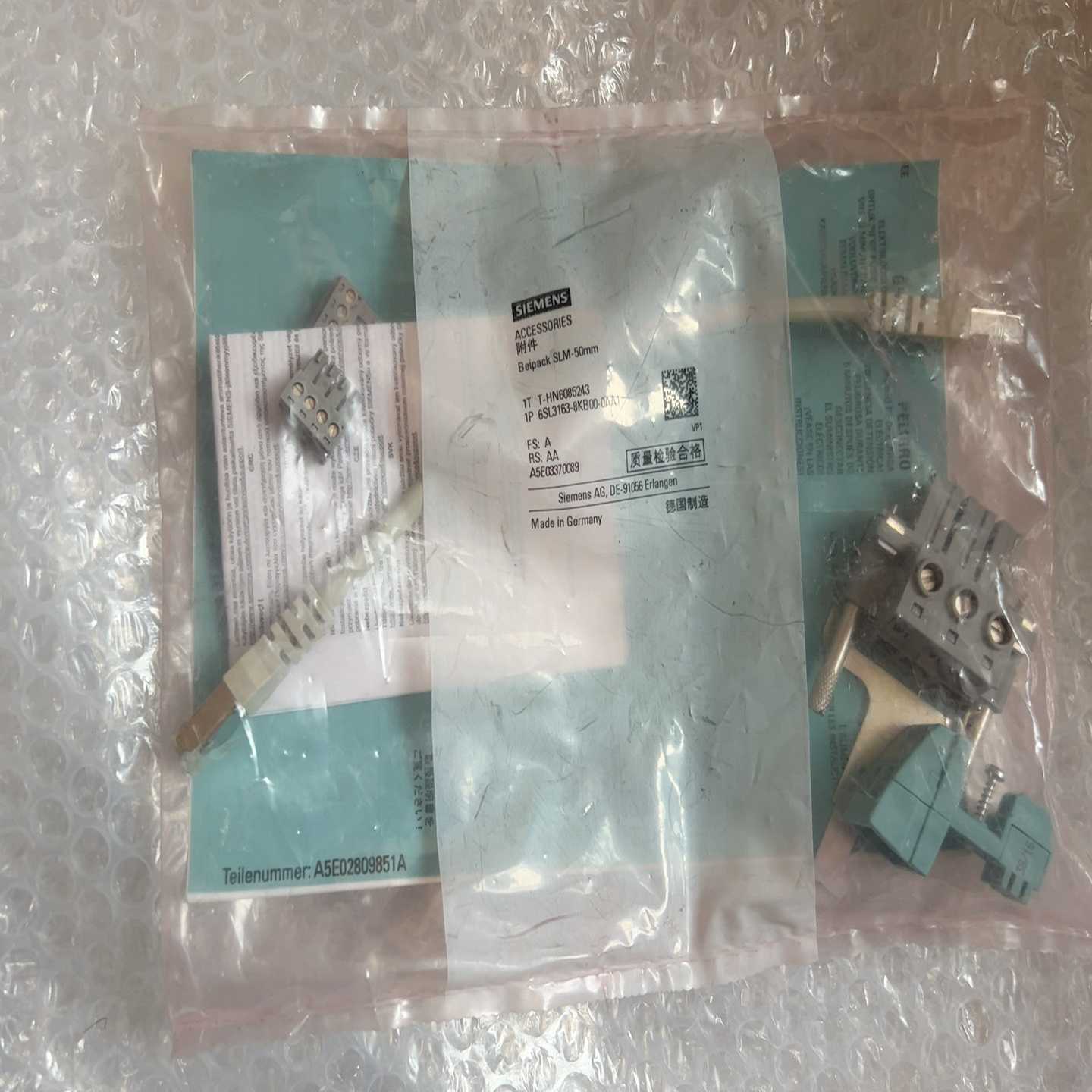 6SL3163-8KB00-0AA1未开封，袋子仔细看，拍前询价