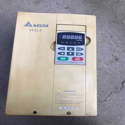VFD055F43B 台达变频器 实物图 包好
