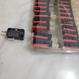 议价行程开关0V-15-1C25 LX19K微动接触点 感测器 极限开关 脚踏