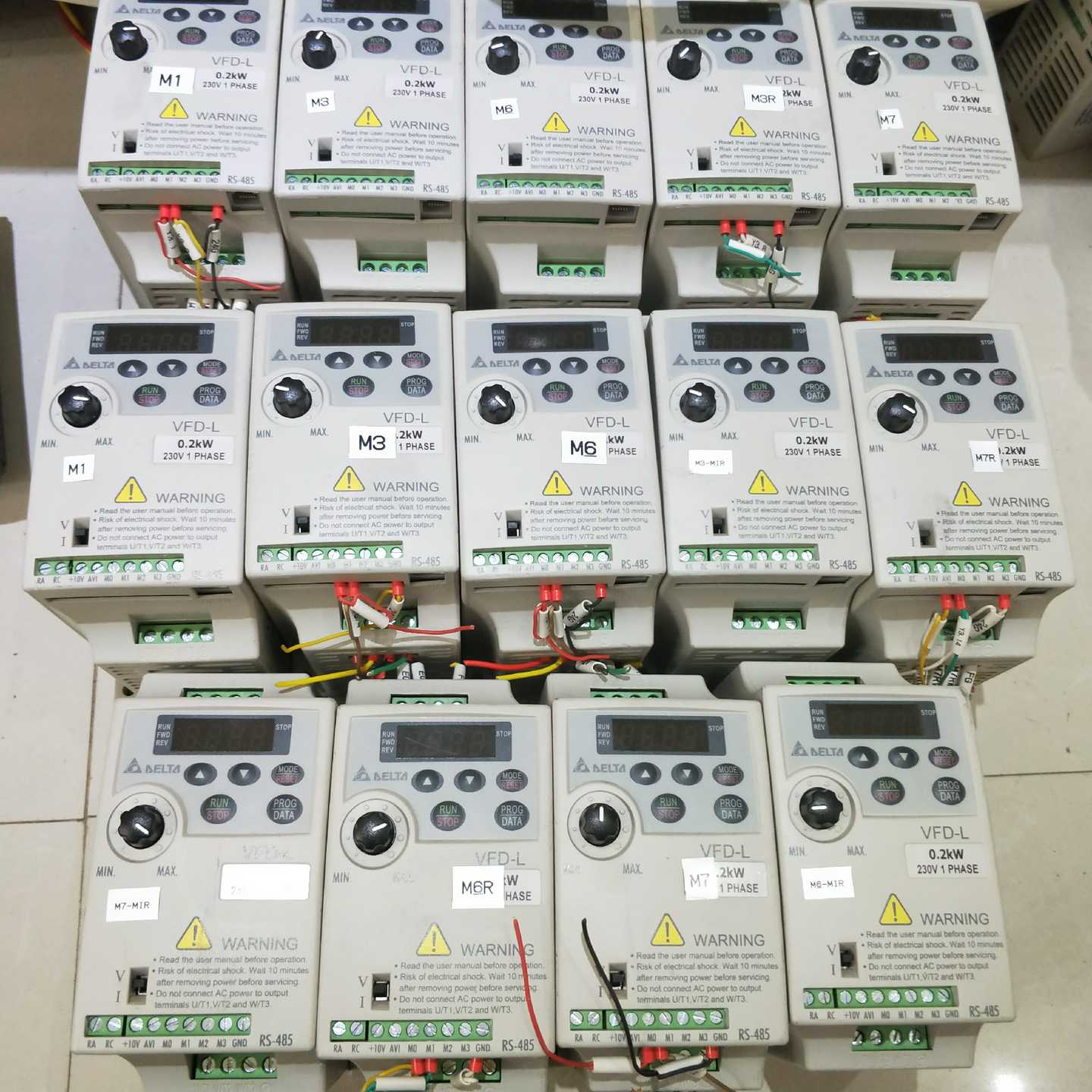 【议价】VFD002L21A台达200W变频器年份新适用