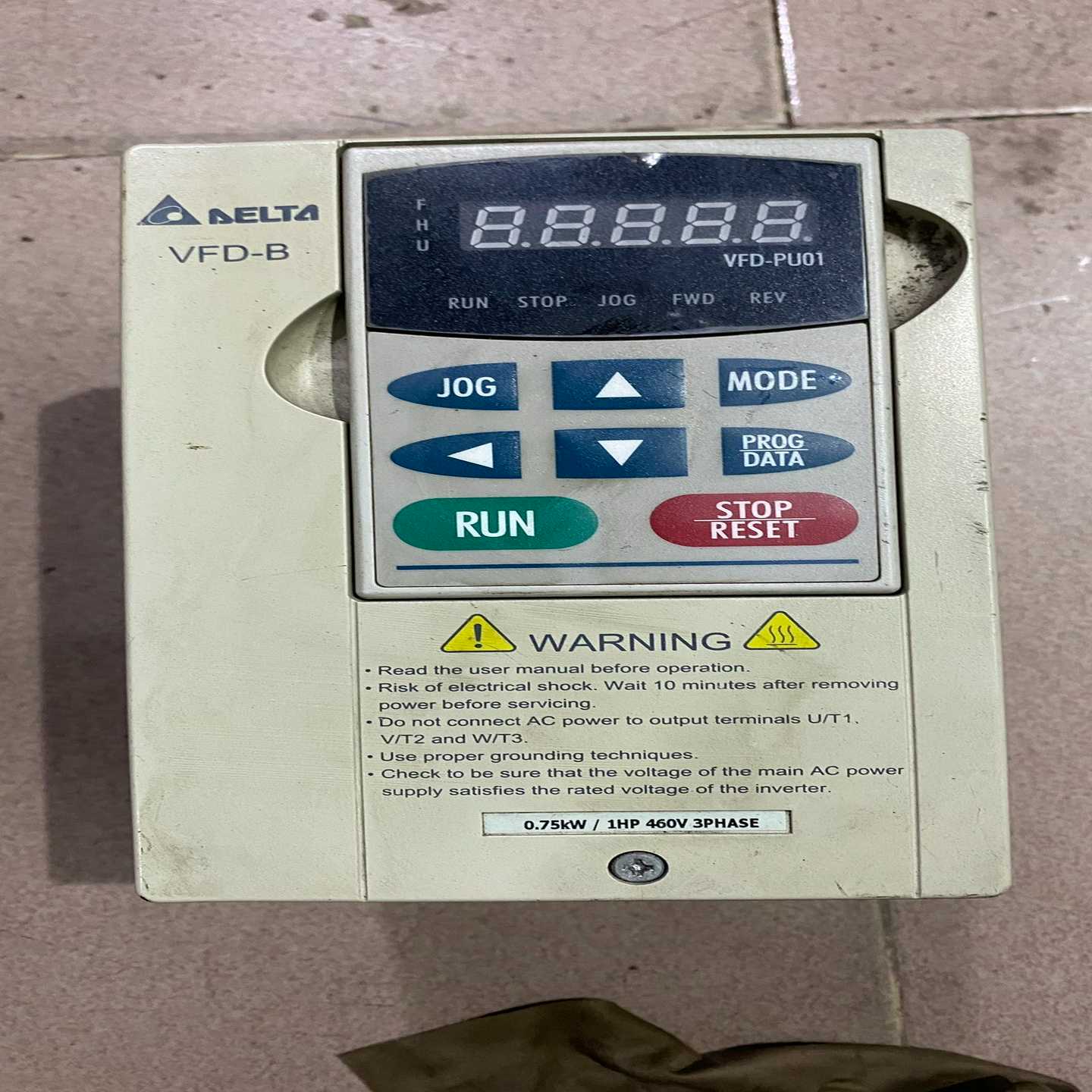 台达VFD-B变频器，VFD007B43A，外壳无询价