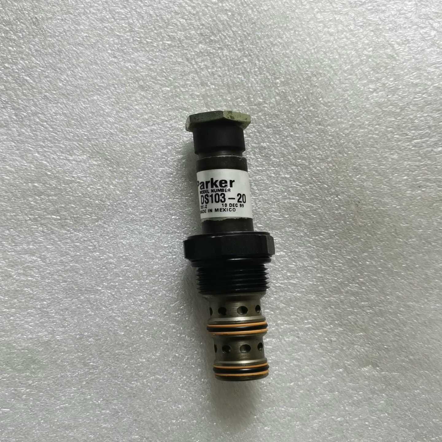 询价拍~派克电磁阀DS103-20，一个，成色老了点，看得上的拍