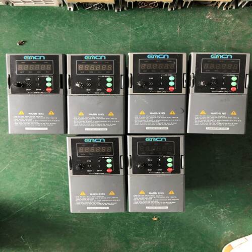 询易控变频器EC502D2G43B22KW380V现等级商铺