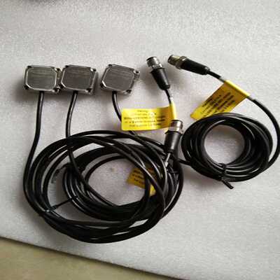咨询-BANNER邦纳振动传感器QM30VT1-SS实物图片
