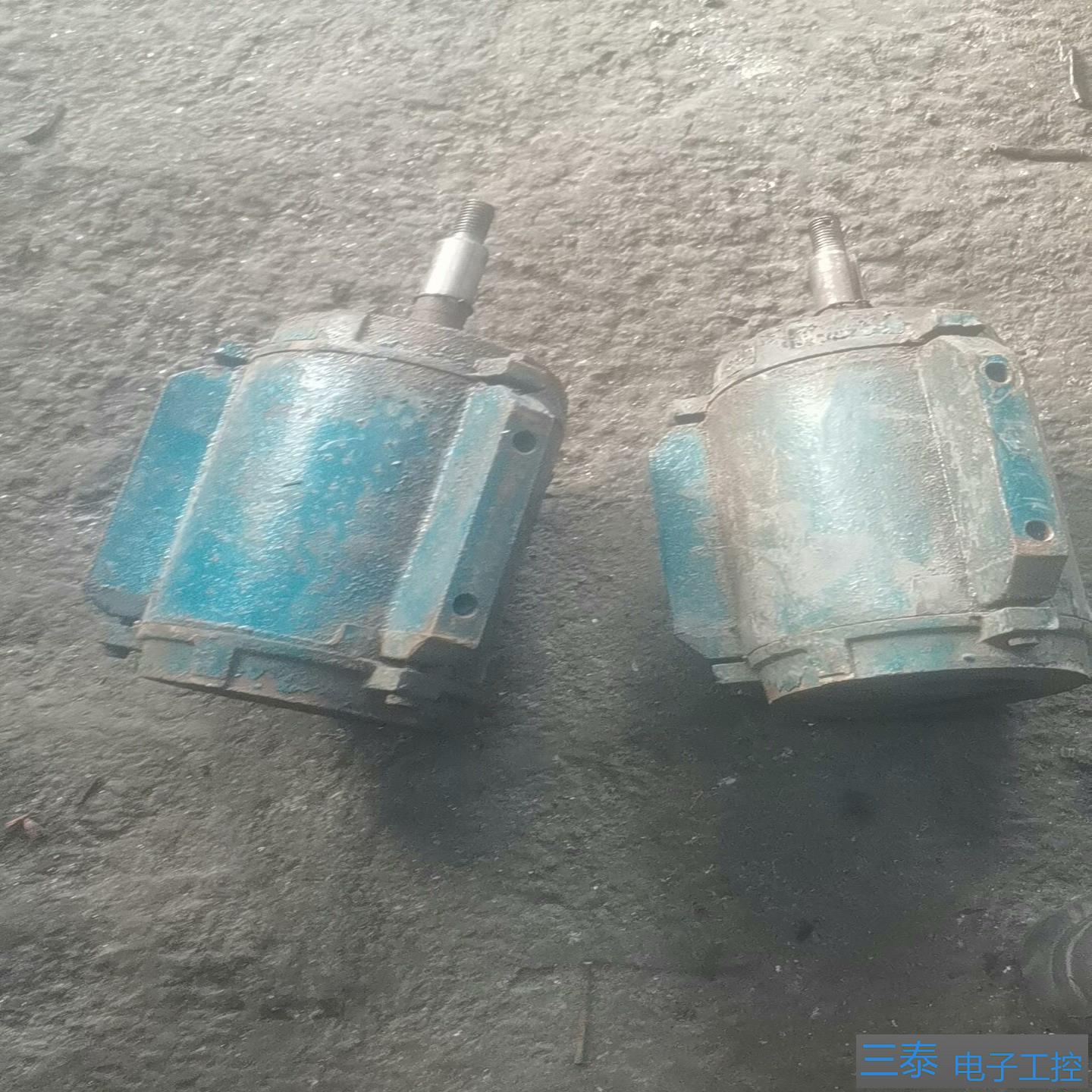 冷风机三相异步电机型号YT90s一4Cs11干瓦4，议价