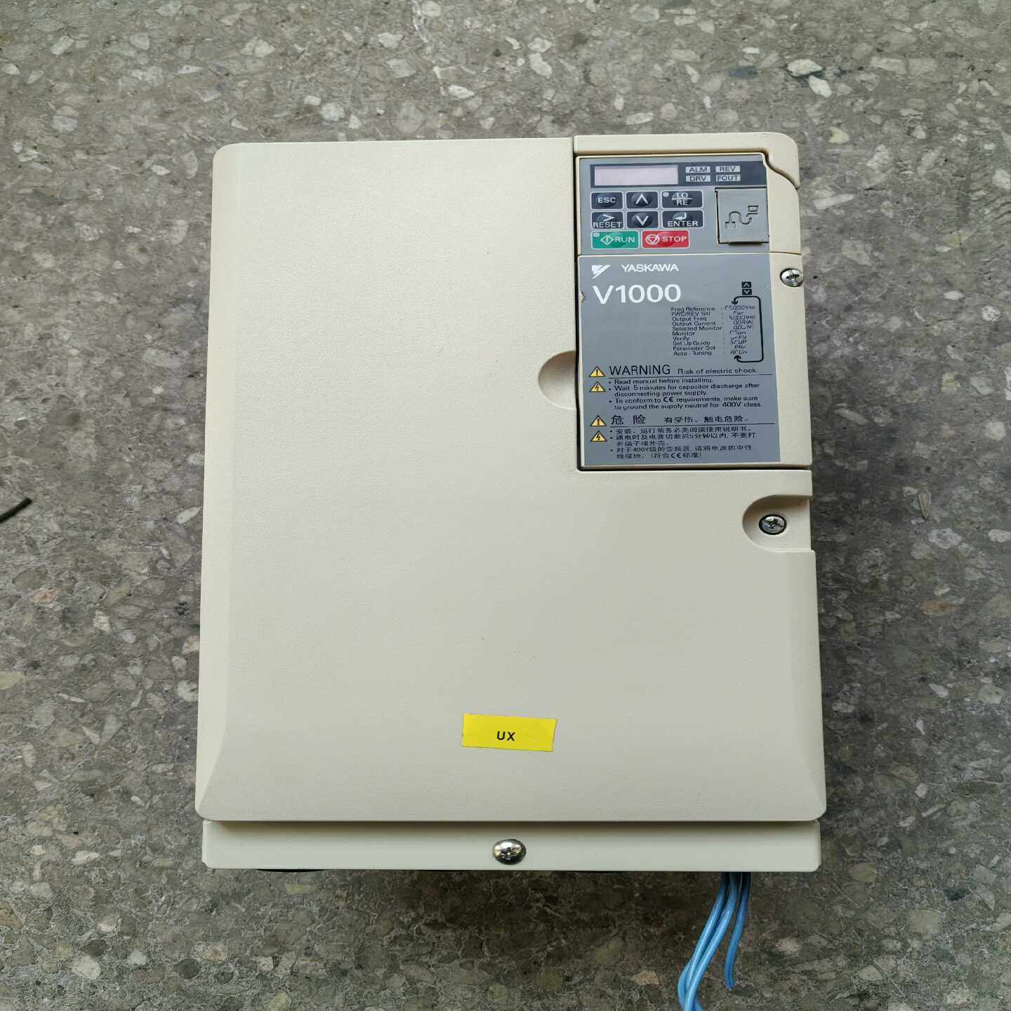 变频器11/15KWCIMR-VB4A0031FBA