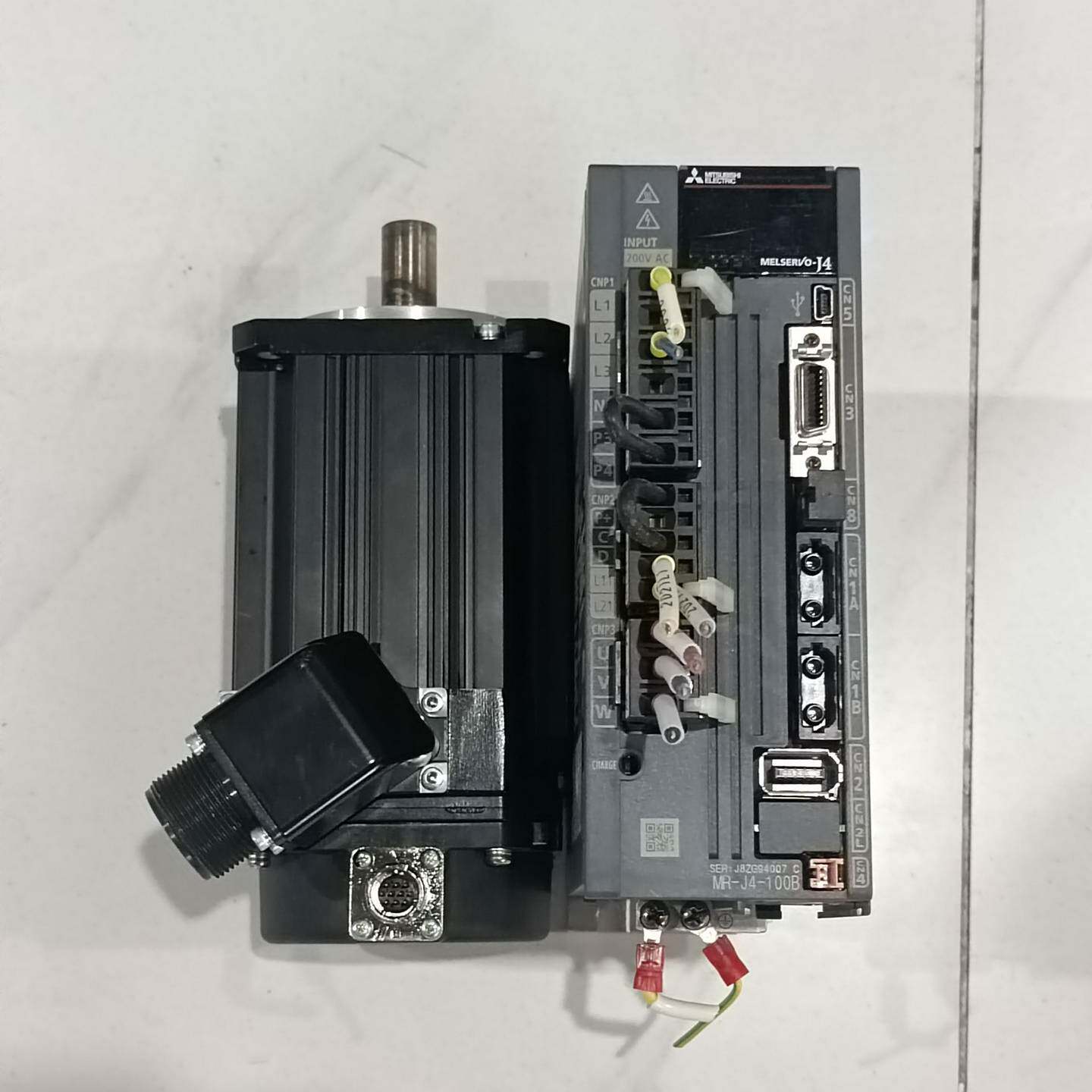 三菱J4伺服1KW套装 质保一年 包邮{议价}