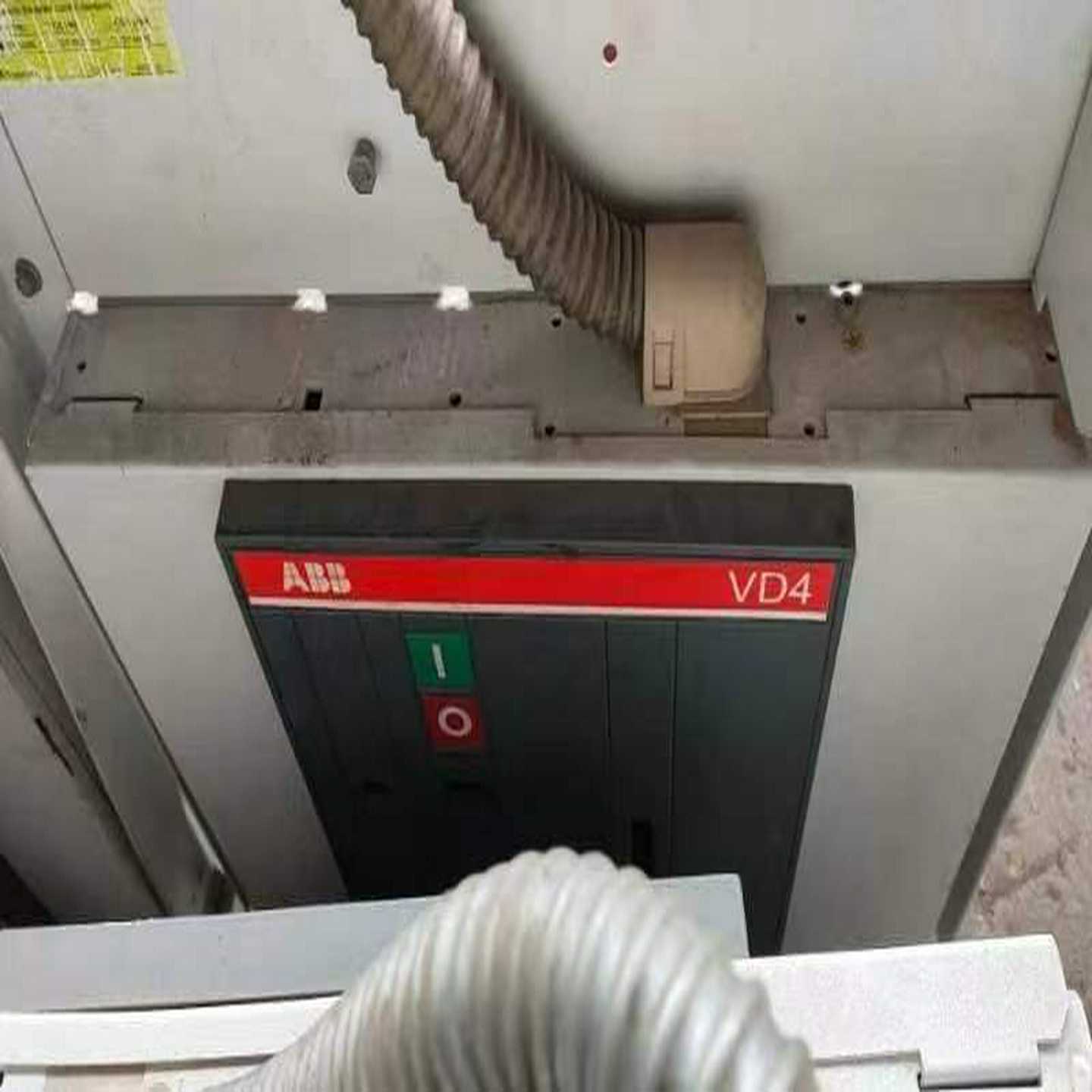 高压真空断路器vd4m1212-31有30台询价