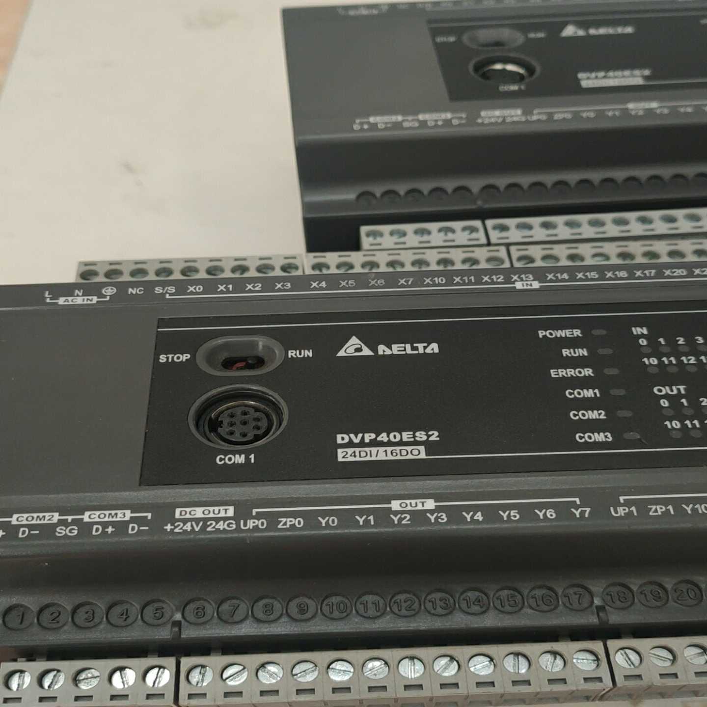 台达PLC/DVP40ES200T  成色如图  功能现（佳毅工控）