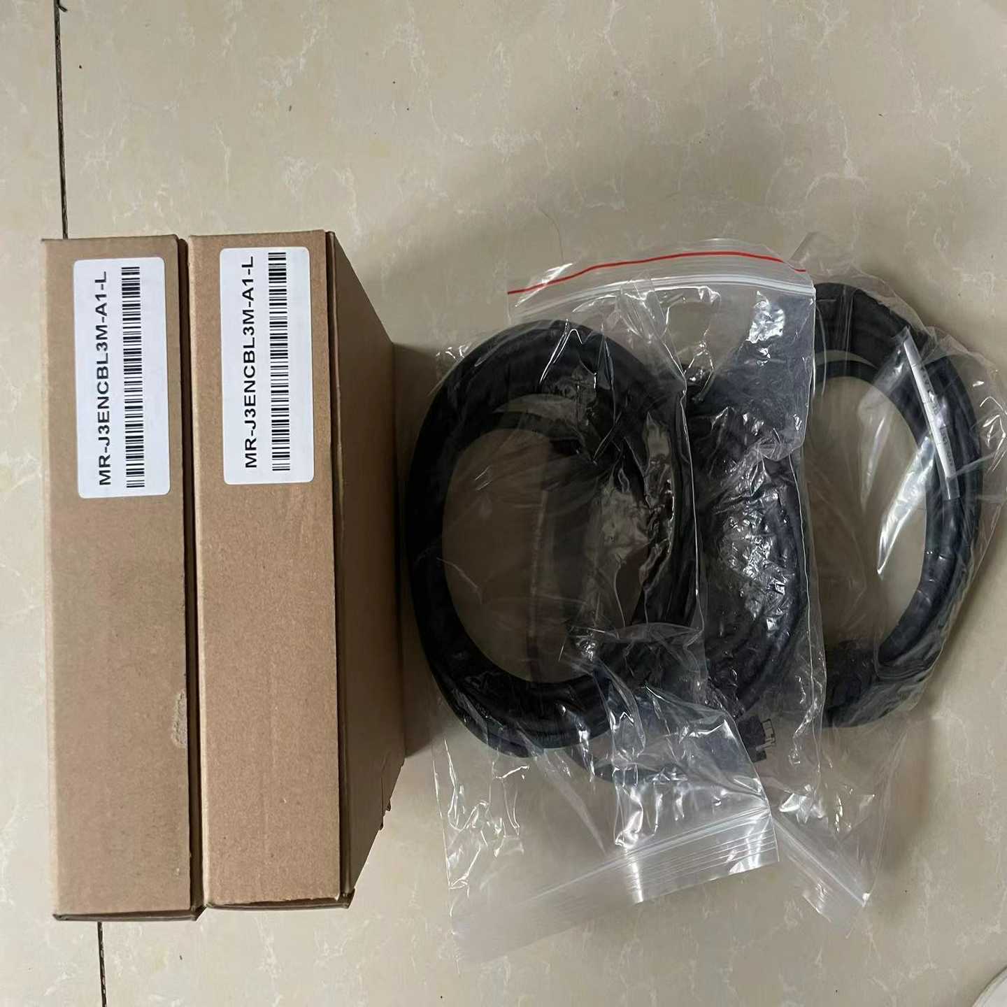（议价）MR-J3ENCBL3M-A1-L