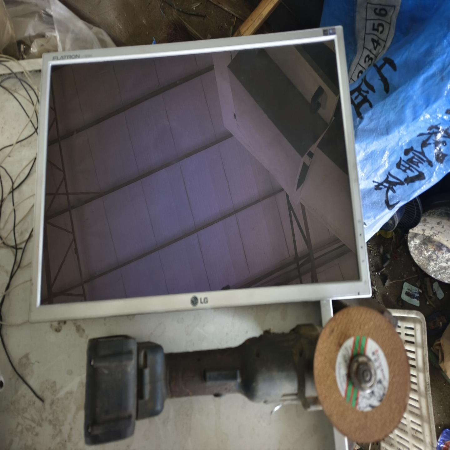 LG FLATRON L192WS-SN显示器，22寸屏幕，（佳毅工控）