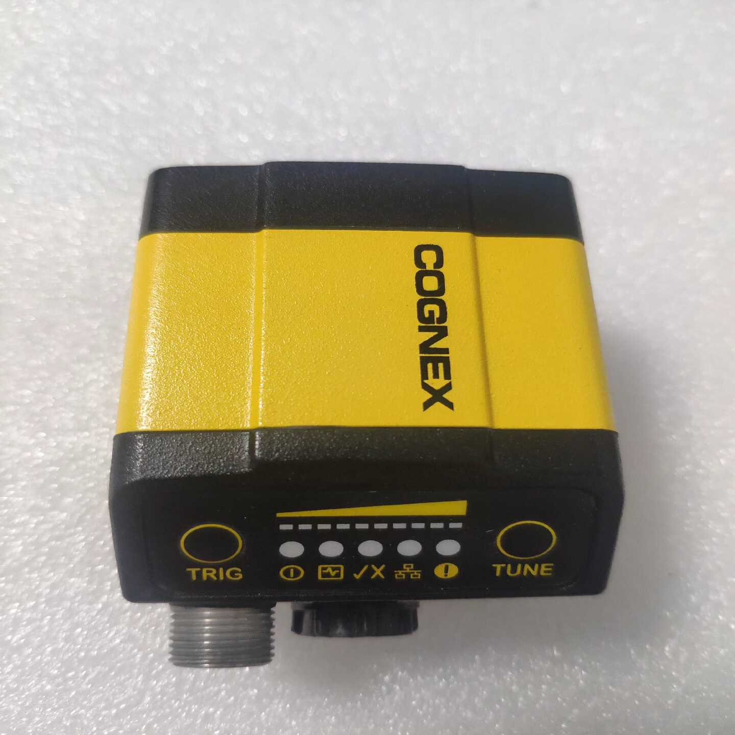 康耐视扫码器DM303X议价出售--议价商品