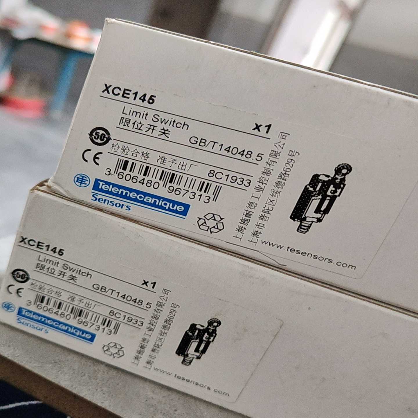 Schneider限位开关XCE145询价