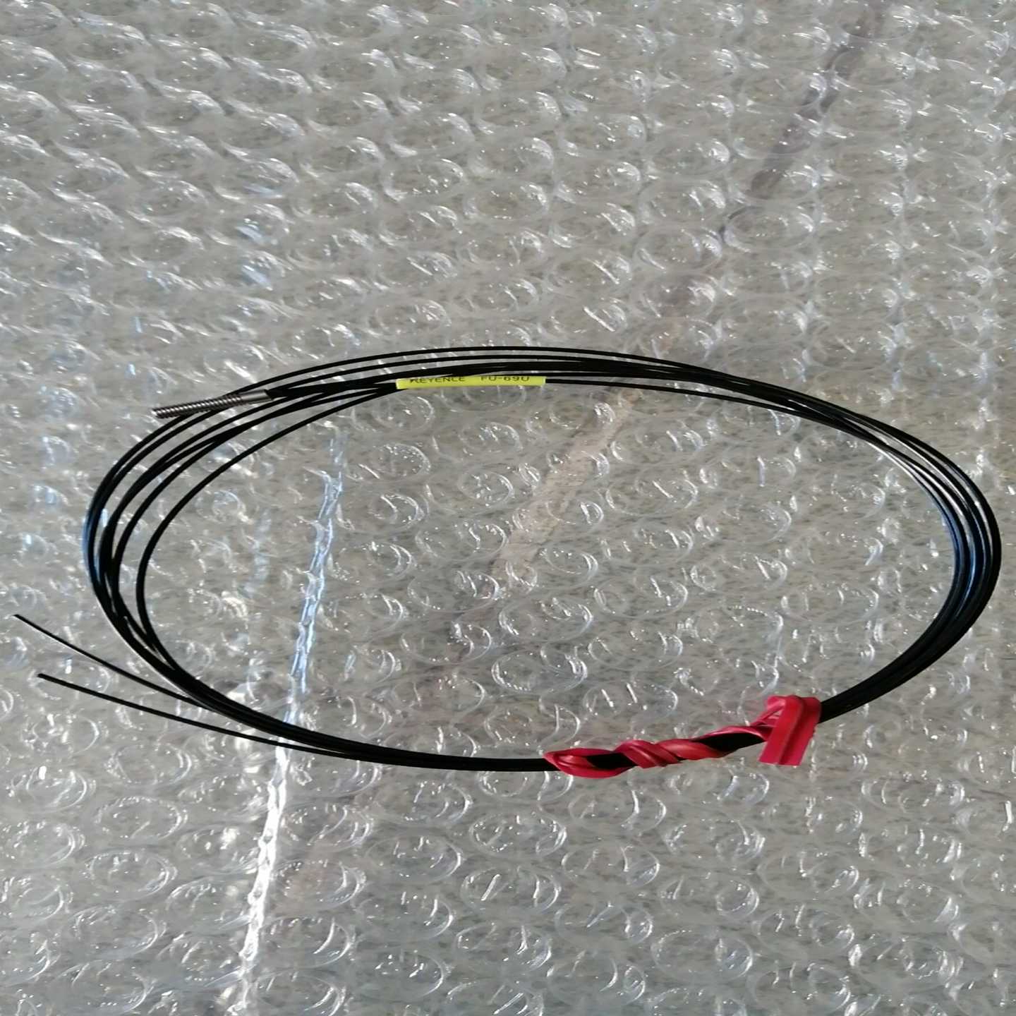 基恩士光纤FU-69U一个，光纤长1m，的联系【白零商行】