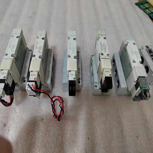 CKD电磁阀，4GB210-E0K  3个，4GB210R-~询价