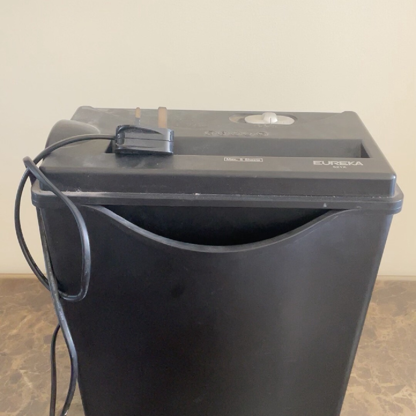 议价EUREKA碎纸机9.5成新功能正常手自动模式都很靓仔议价