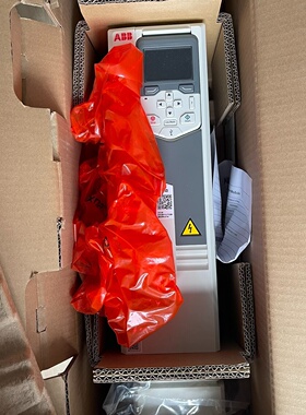 ABB变频器7.5KW全新ACS58001018A4带-议价