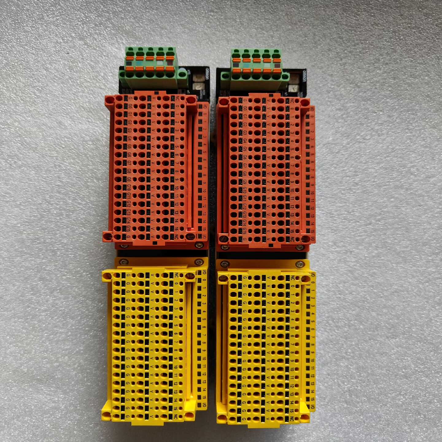 议价欧姆龙接线终端,DRT2-MD32SLH拆机实物图，成色漂亮