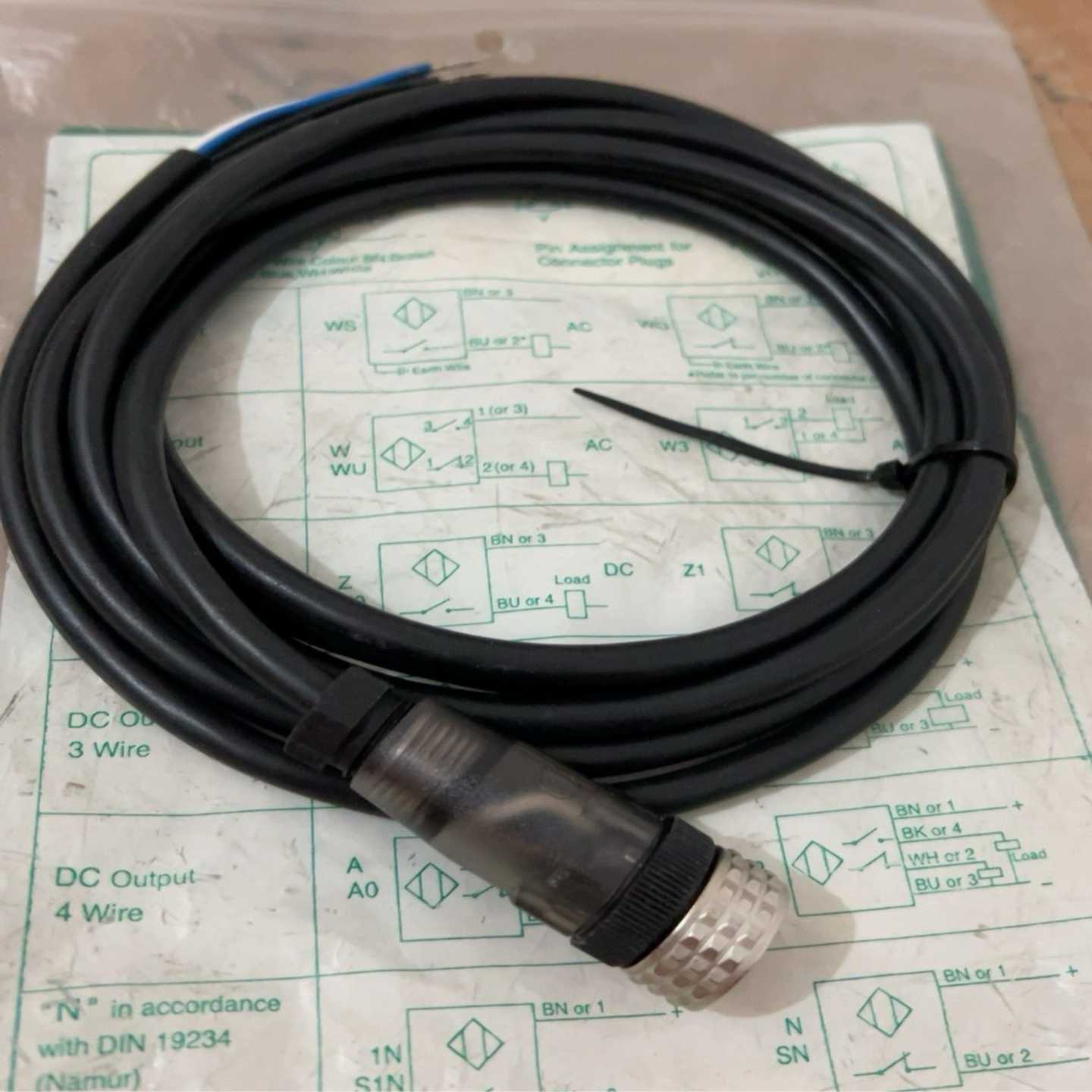 询价传感器V1--2M-V现货