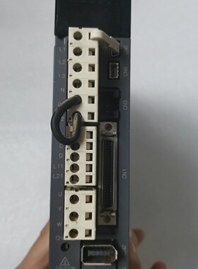 三菱400w驱动器MRJ340A-议价