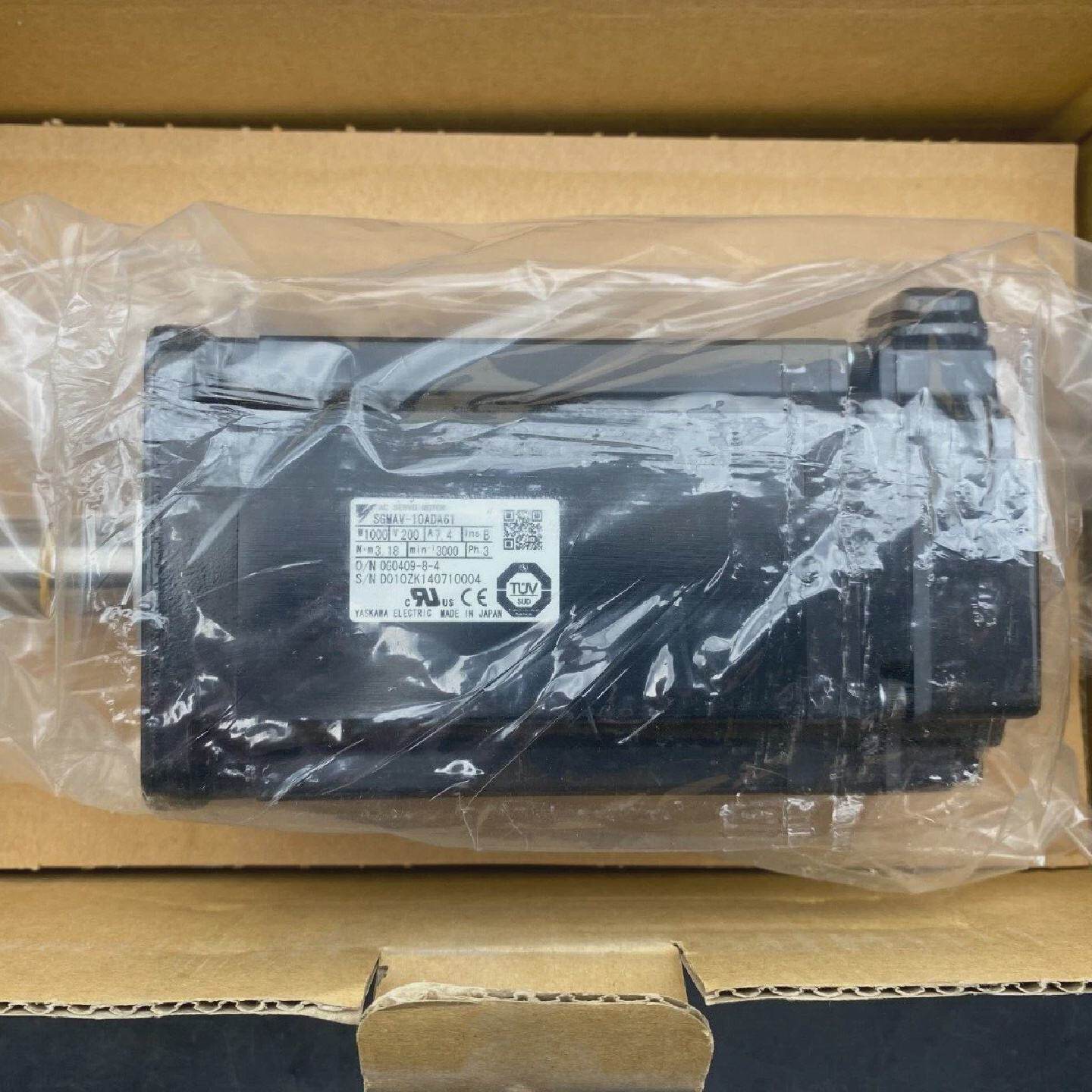 YASKAWA SGMAV10ADA61 4G05142 1000W 200V 7.4A 3PH 3000 min1 3