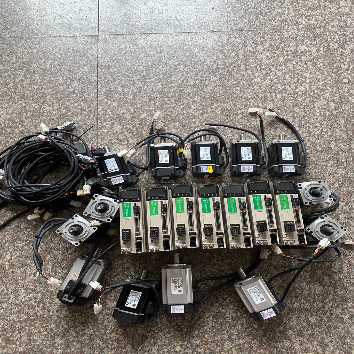 咨询-禾川400W伺服套装SV-X3DA040A-D，SV-X3M