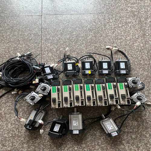 咨询-禾川400W伺服套装SV-X3DA040A-D，SV-X3M