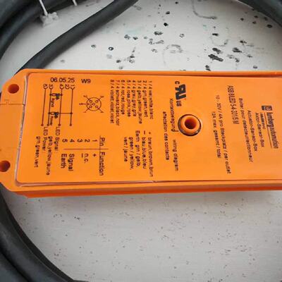 议价德国隆堡（Lumberg）连接器模块RST 3-RKMWV/LED A 3-224/2M