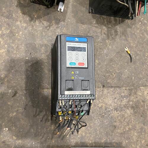 议价Inovance Inverter Md200t3.7B700 3.7Kw Power适用