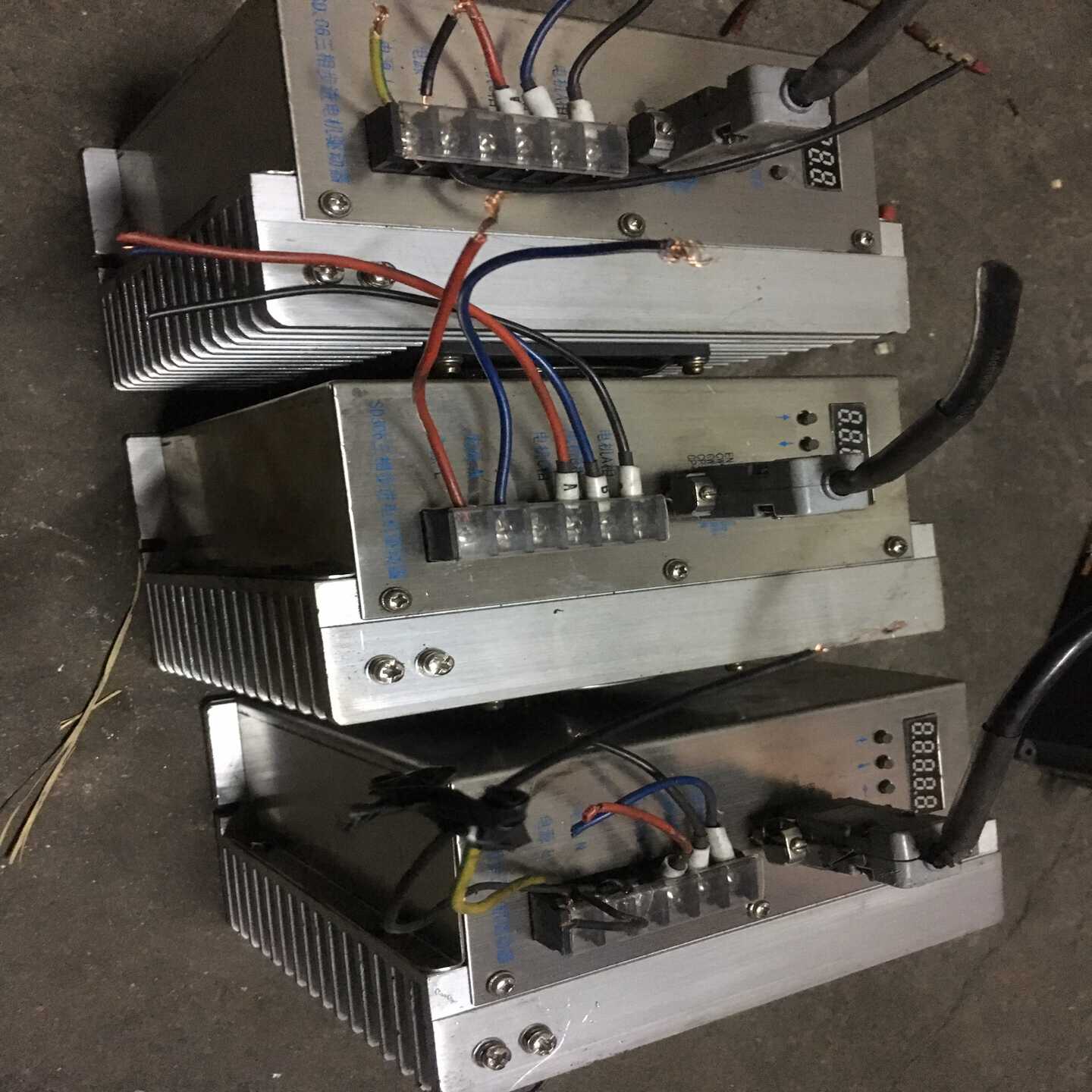 询价南京大地步进驱动器SD306品牌型号:大地三相混合式步进电机