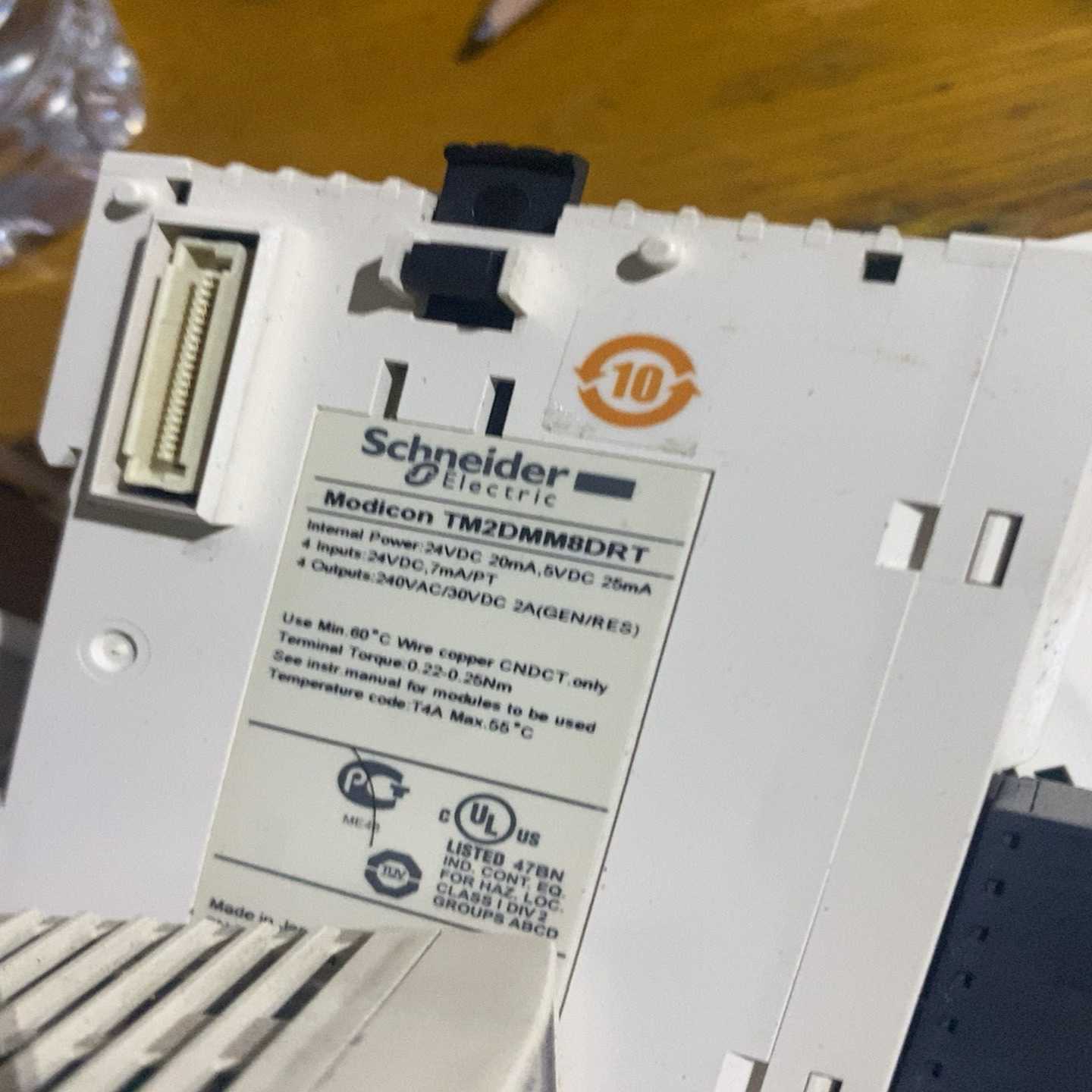 施耐德tm2dmm8drt--议价商品