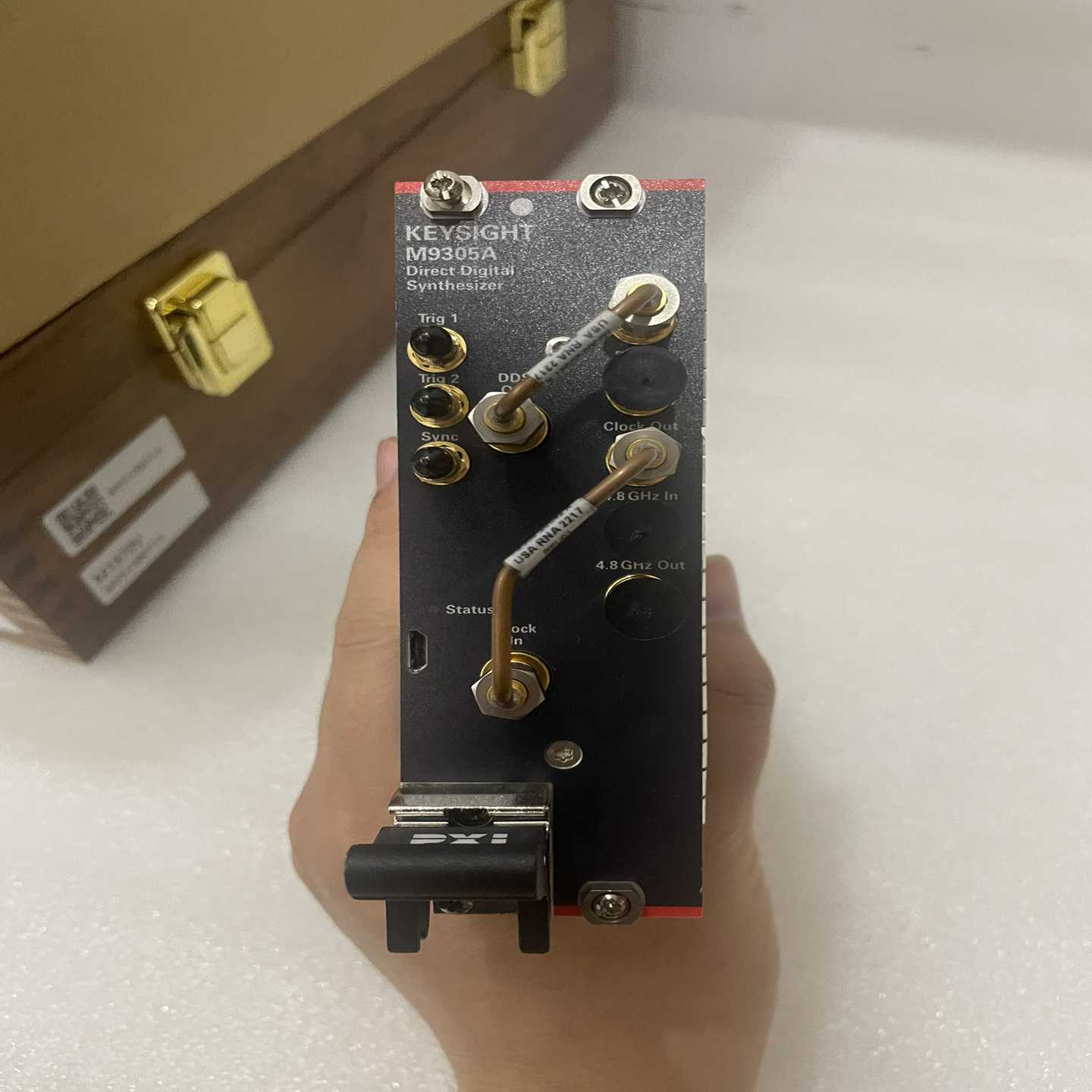 KEYSIGHT是德M9305A直接数字合成器，成色良好，功--议价商品