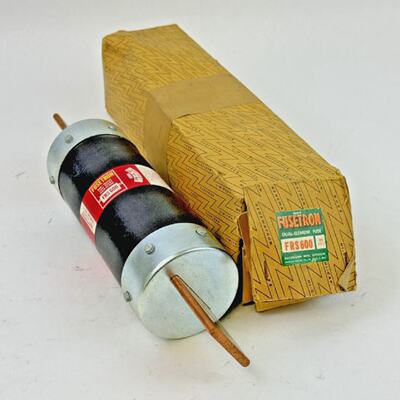 BUSSMANN  FRS 600  FUSETRON DUALELEMENT FUSE  600 A 600 VAC