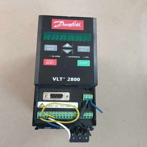 丹佛斯变频器VLT2805PT4B20S，实物图片，功能正（零零电子）