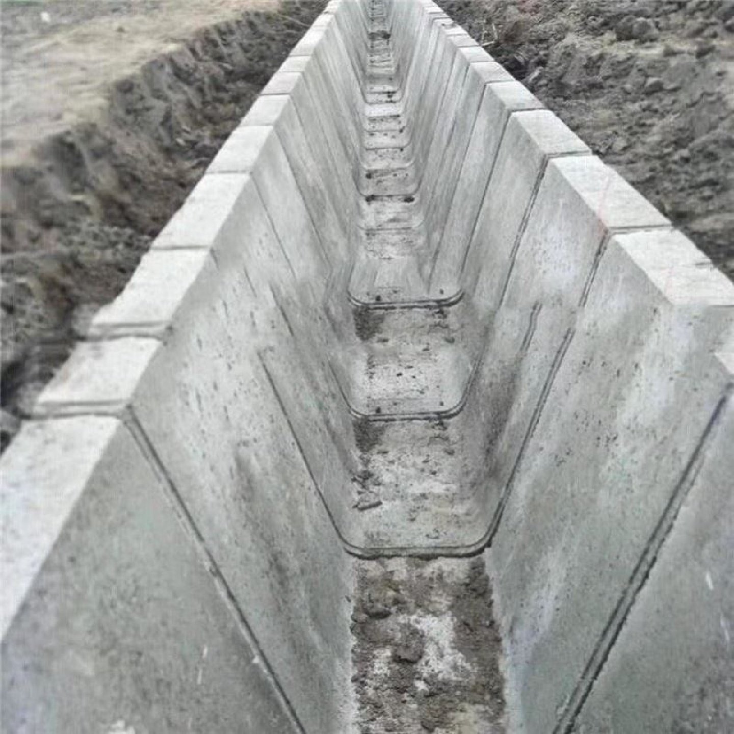 混凝土U形流水槽梯形水泥排水槽排水沟水泥U型排水槽预制排水沟槽,基础建材,排水沟槽/盖板,淘宝优惠券,粉丝福利购,淘宝优惠卷