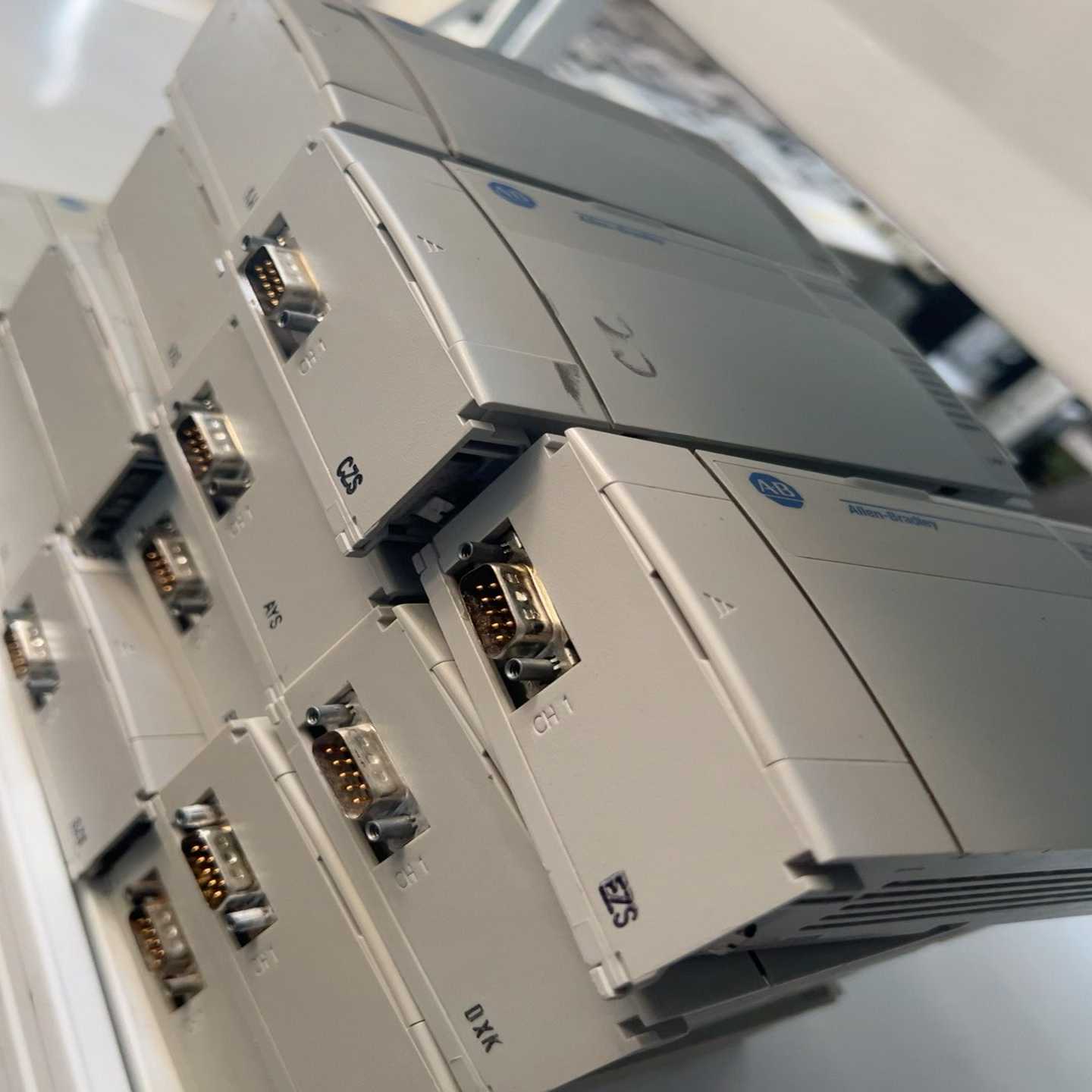 1764-LRP功能好成色新询客服询价