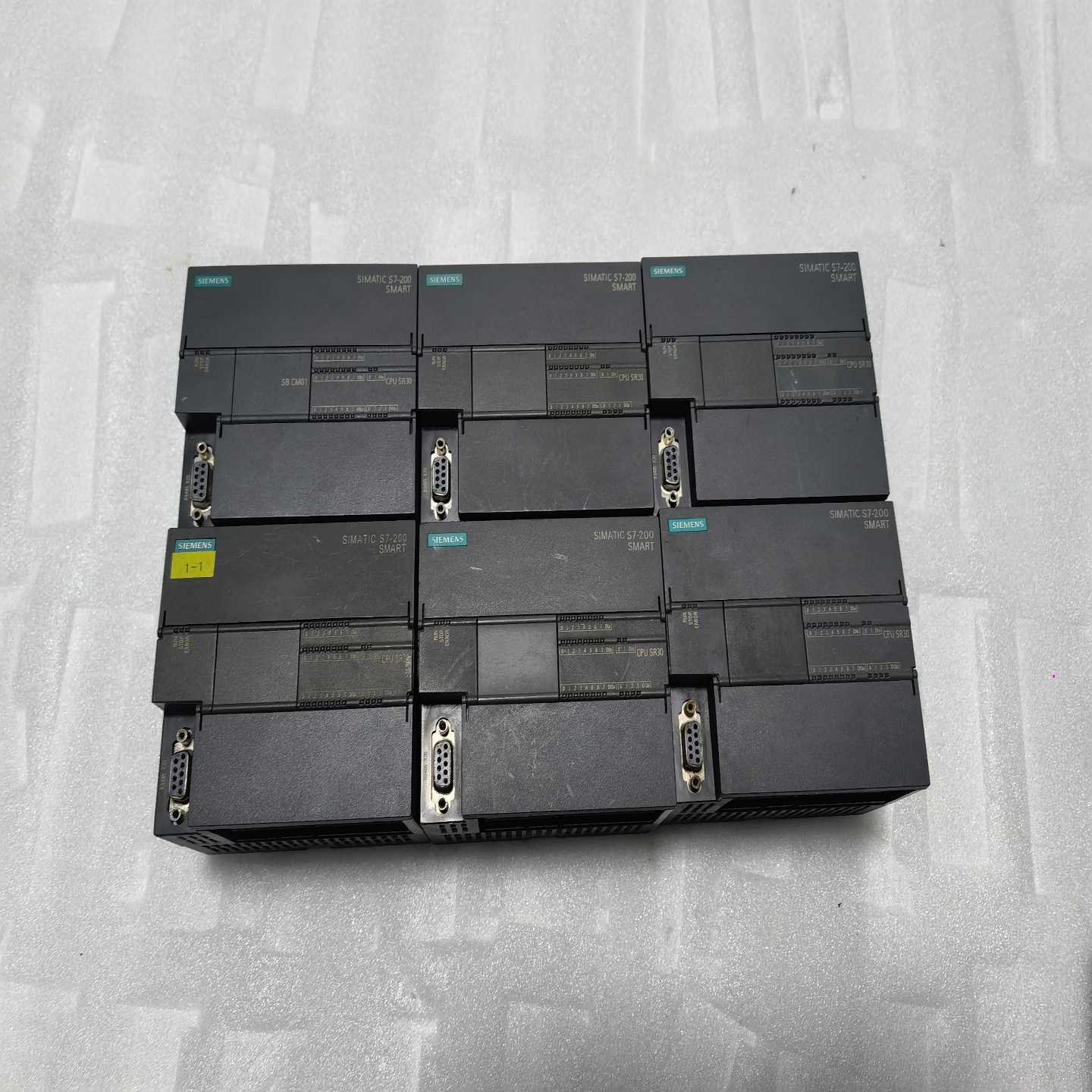 西门子S7-200SMARTPLC，型号288-1SR3--议价商品