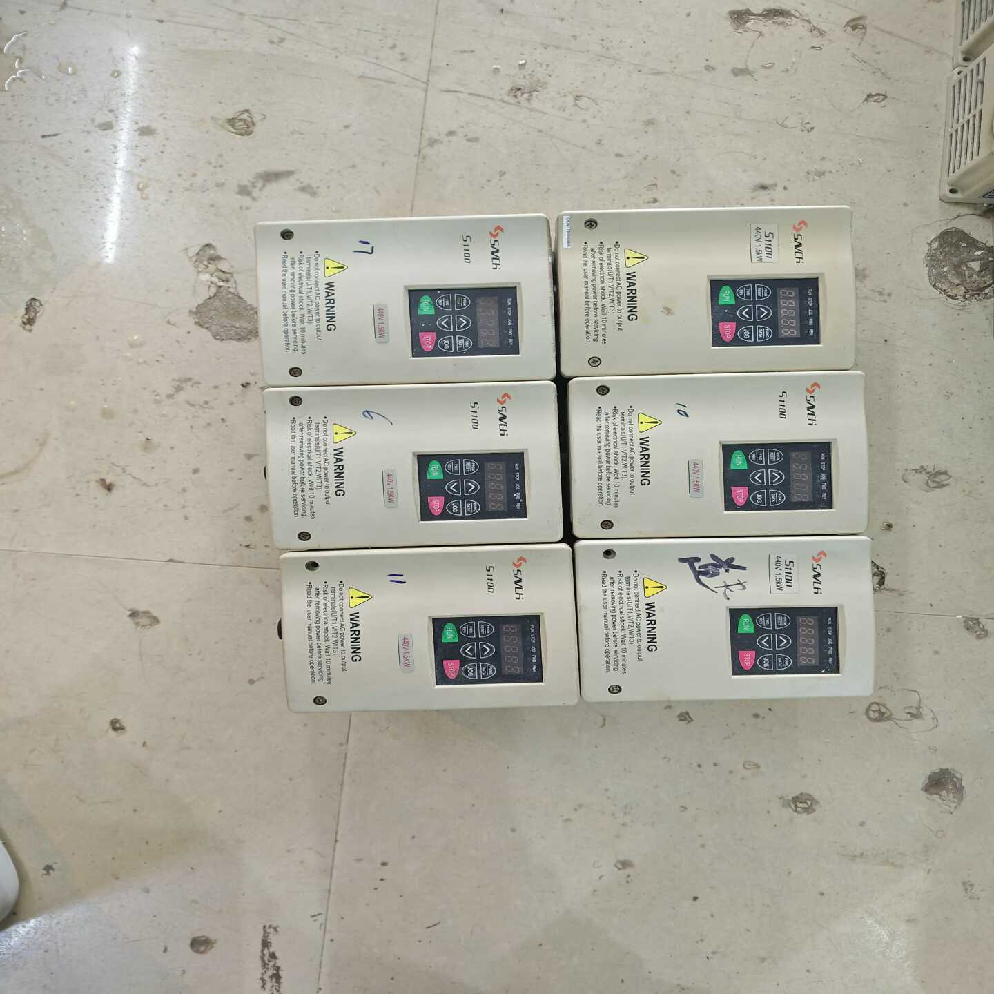 三基S1100-4T1.5G变频器