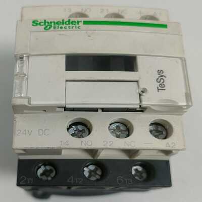 (议价)接触器1个LC1D09BD   DC24
