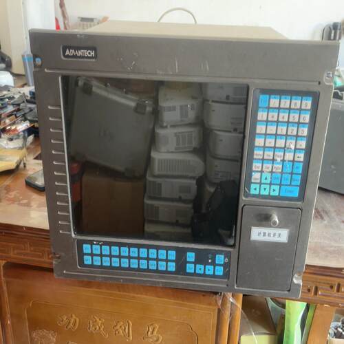 （碧碧商铺）研华工控一体机，型号是AWS-8248，正常开机使用