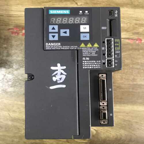 伺服驱动器一台  型号6SL3210-5FE12-0U~询价