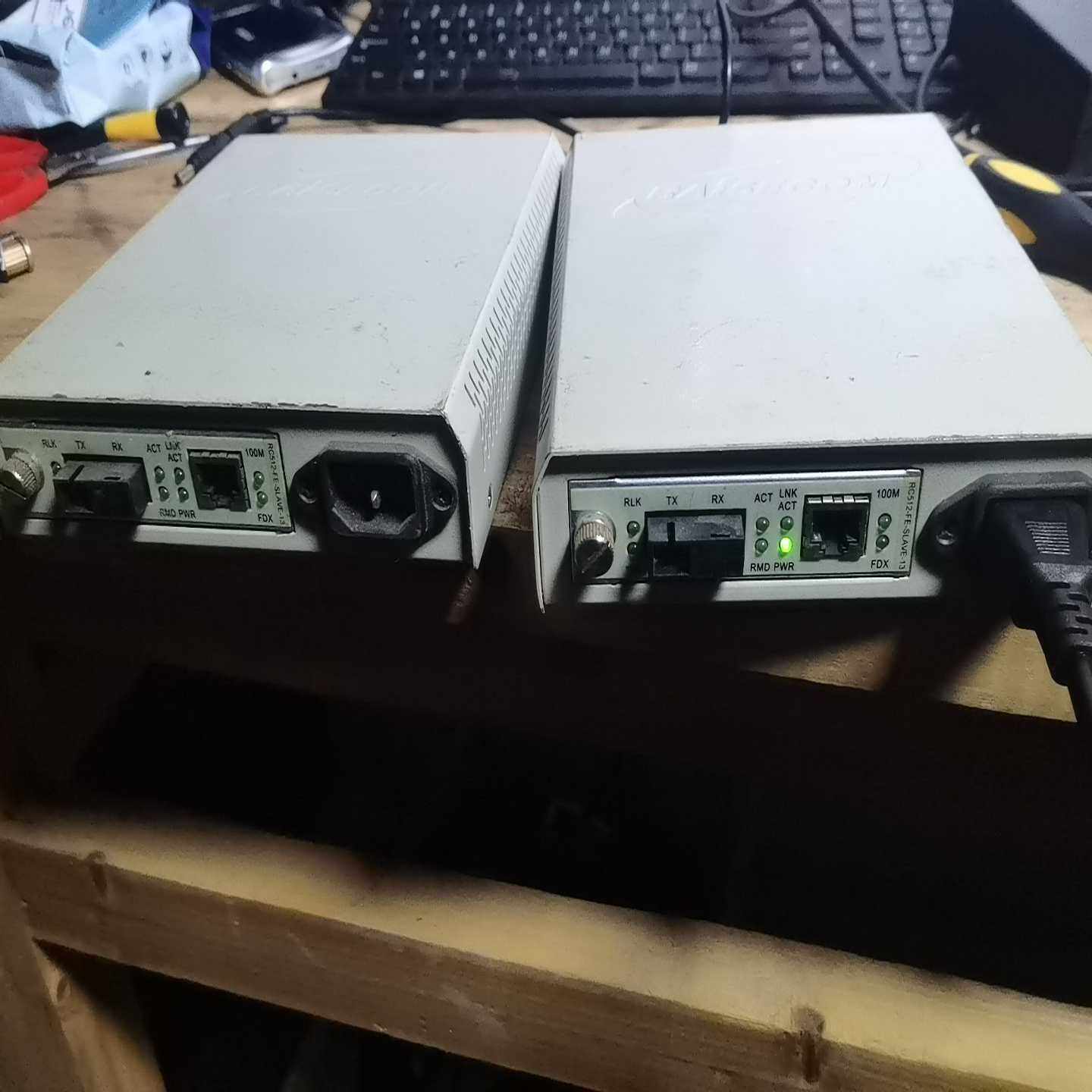 议价瑞斯康达RC001-1AC光纤，单槽，成色看看图，通电正常，