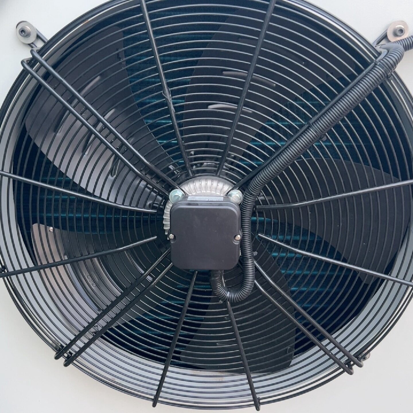 寻散热器油冷散热水冷散热等都可以大家伙可以支持750千